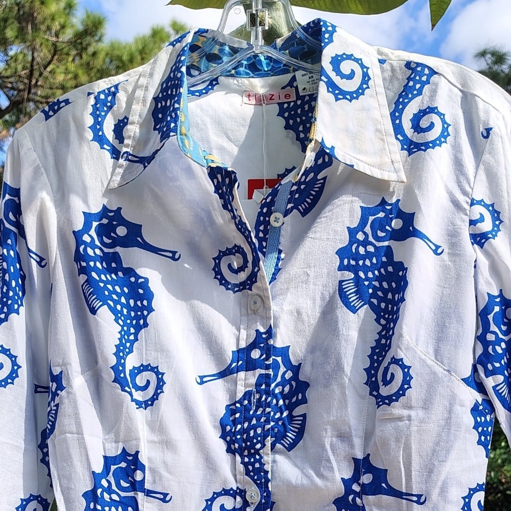 NWT TIZZIE SEAHORSE COTTON 3/4 SLV BUTTON UP FLIP CUFF 3/4 TOP WOMEN'S Size XS. - Picture 3 of 8